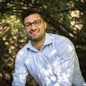 Meet your Posher, Leo